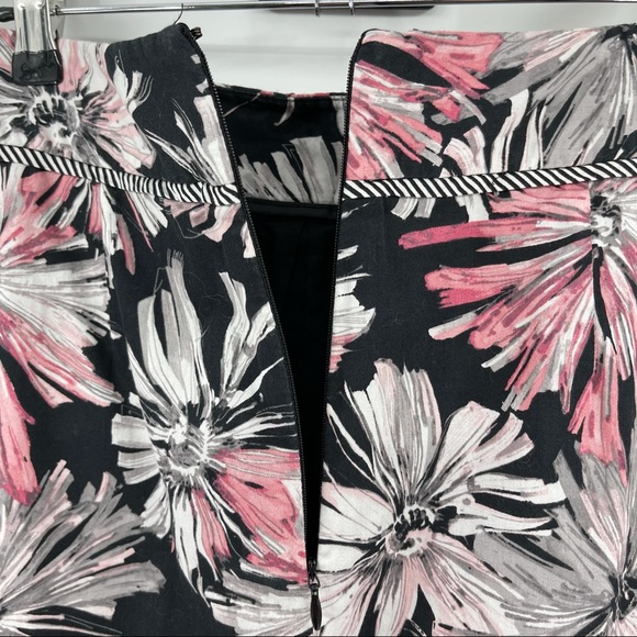 Liz Claiborne Skirt 6 Black Pink White Floral Flare Pleated - Picture 6 of 7